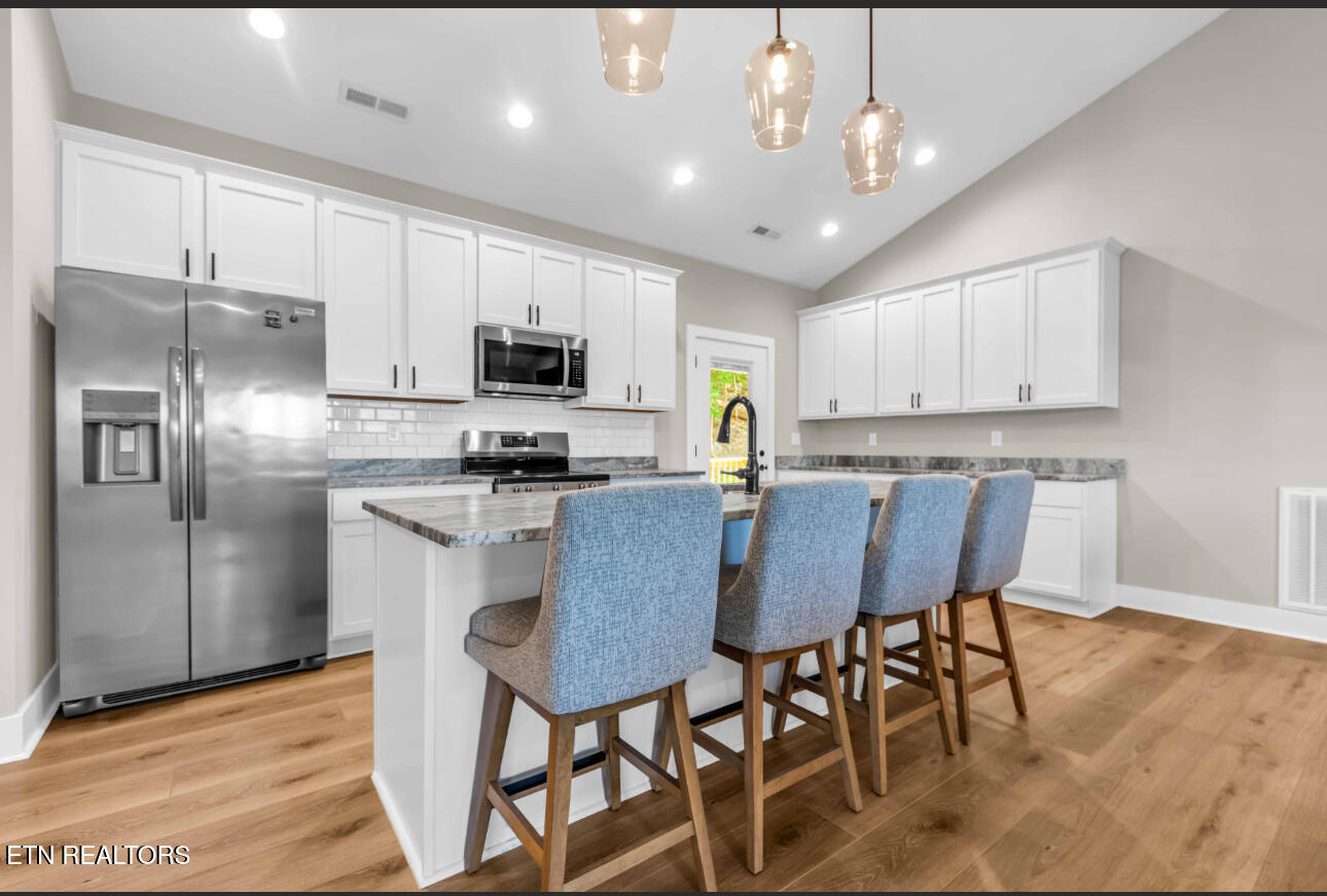 254 Clear Creek Road Kodak, TN 37764 - Photo 7 of 26 Kitchen