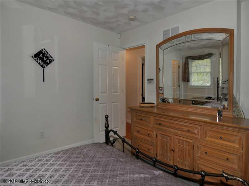 8 Crestview Drive Johnston, RI 02919 - Photo 14 of 25 Master Bedroom.