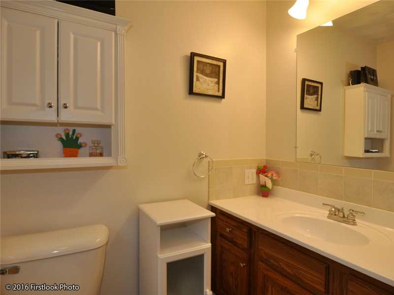 8 Crestview Drive Johnston, RI 02919 - Photo 16 of 25 Master Bath/Spa.
