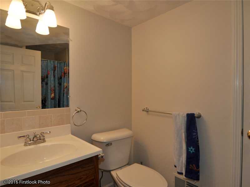 8 Crestview Drive Johnston, RI 02919 - Photo 24 of 25 Bathroom.