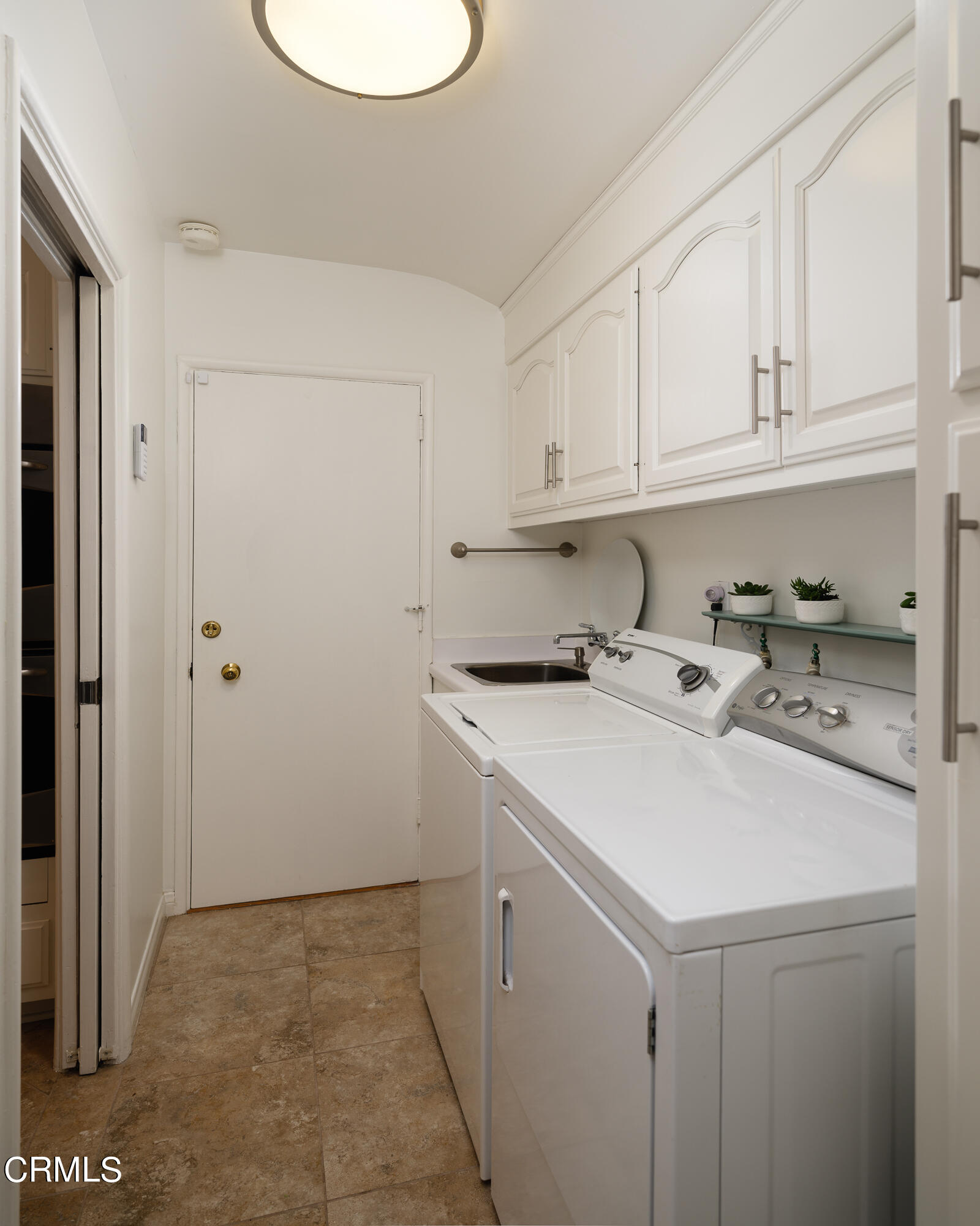 1450 Pegfair Estates Drive Pasadena, CA 91103 - Photo 24 of 58 NPW_1450PegfairEstates_029_FLEXMLS