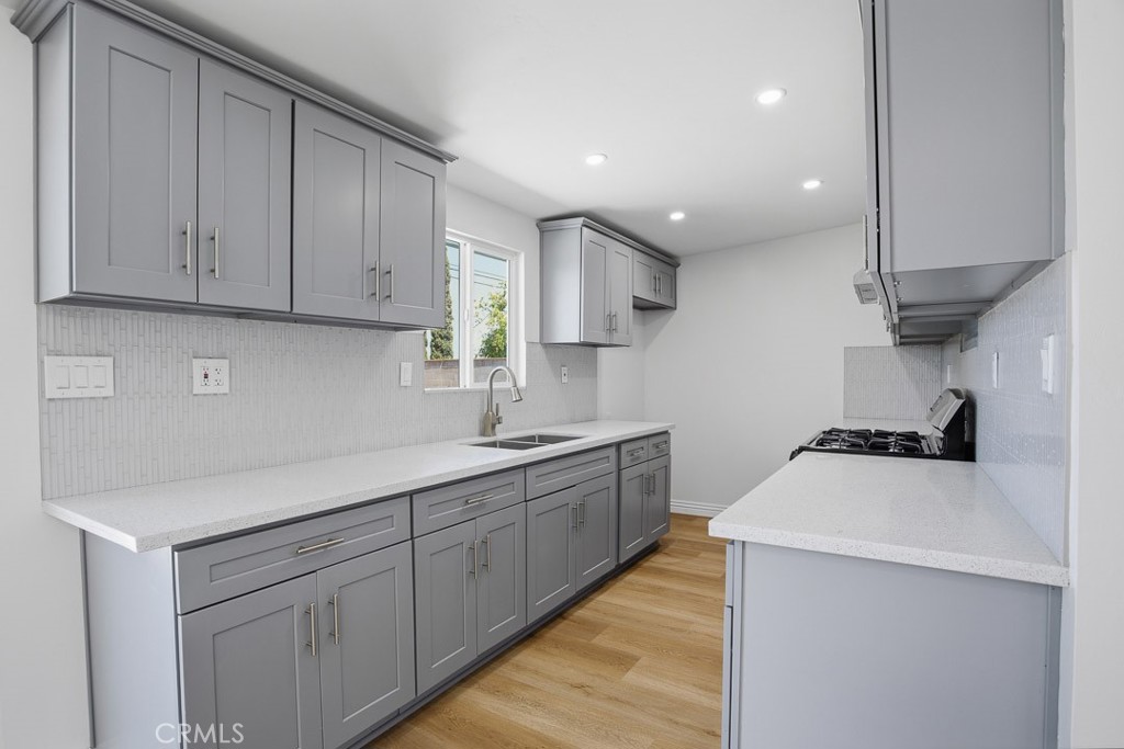 411 Lemar Avenue Oxnard, CA 93036 - Photo 9 of 31