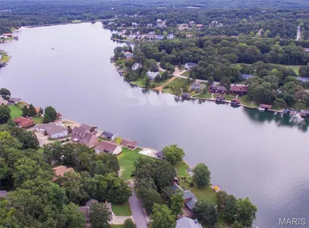 $385,000 | 9480 Easy Street, Hillsboro, MO 63050
