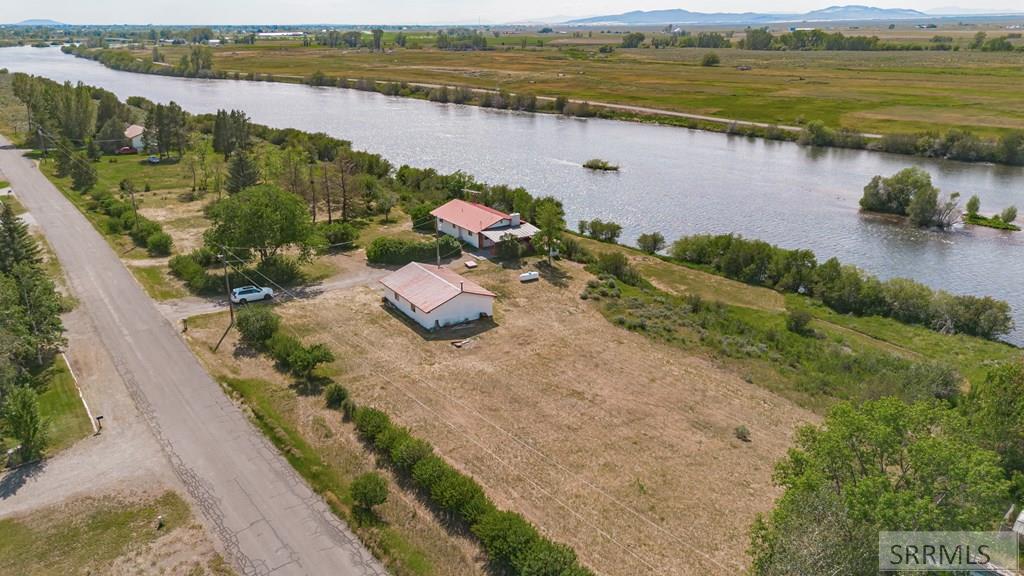 755 South River Road St. Anthony, ID 83445 - Photo 10 of 70