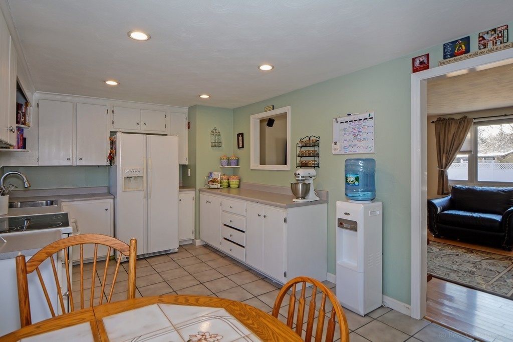 9 Pictun Road Randolph, MA 02368 - Photo 8 of 23 Gallery Image 8