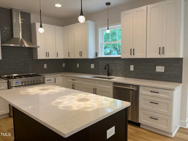 $895,000 | 313 West Cornwallis Road, Durham, NC 27707