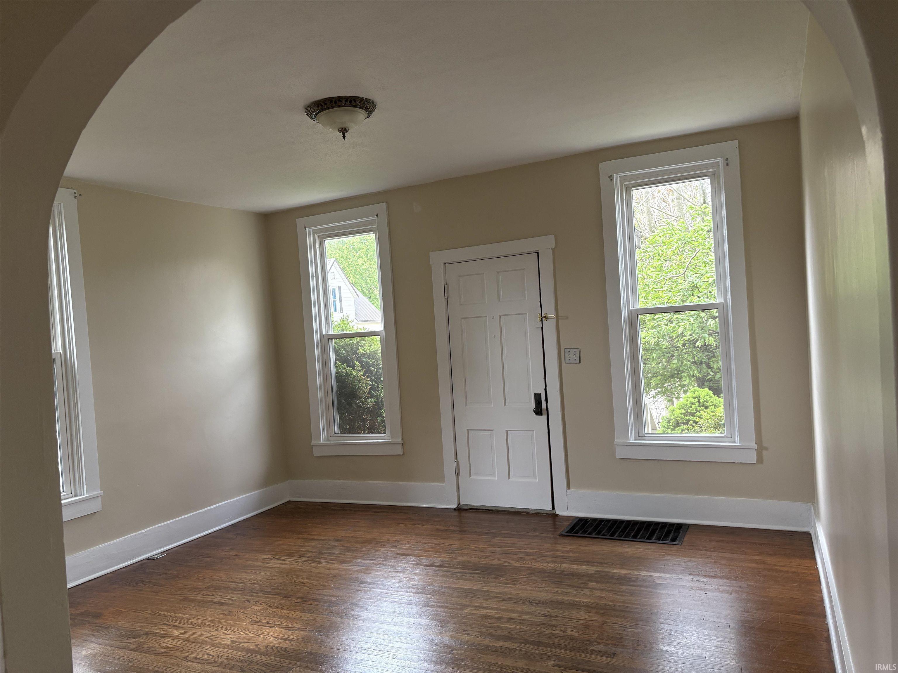 457 West 6th Street Peru, IN 46970 - Photo 6 of 11