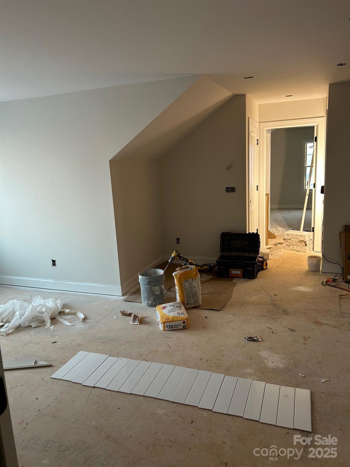 3040 Five Creek Road Charlotte, NC 28213 - Photo 10 of 11