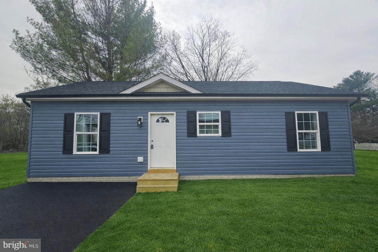 300 East 11th Avenue Ranson, WV 25438 - Photo 1 of 15