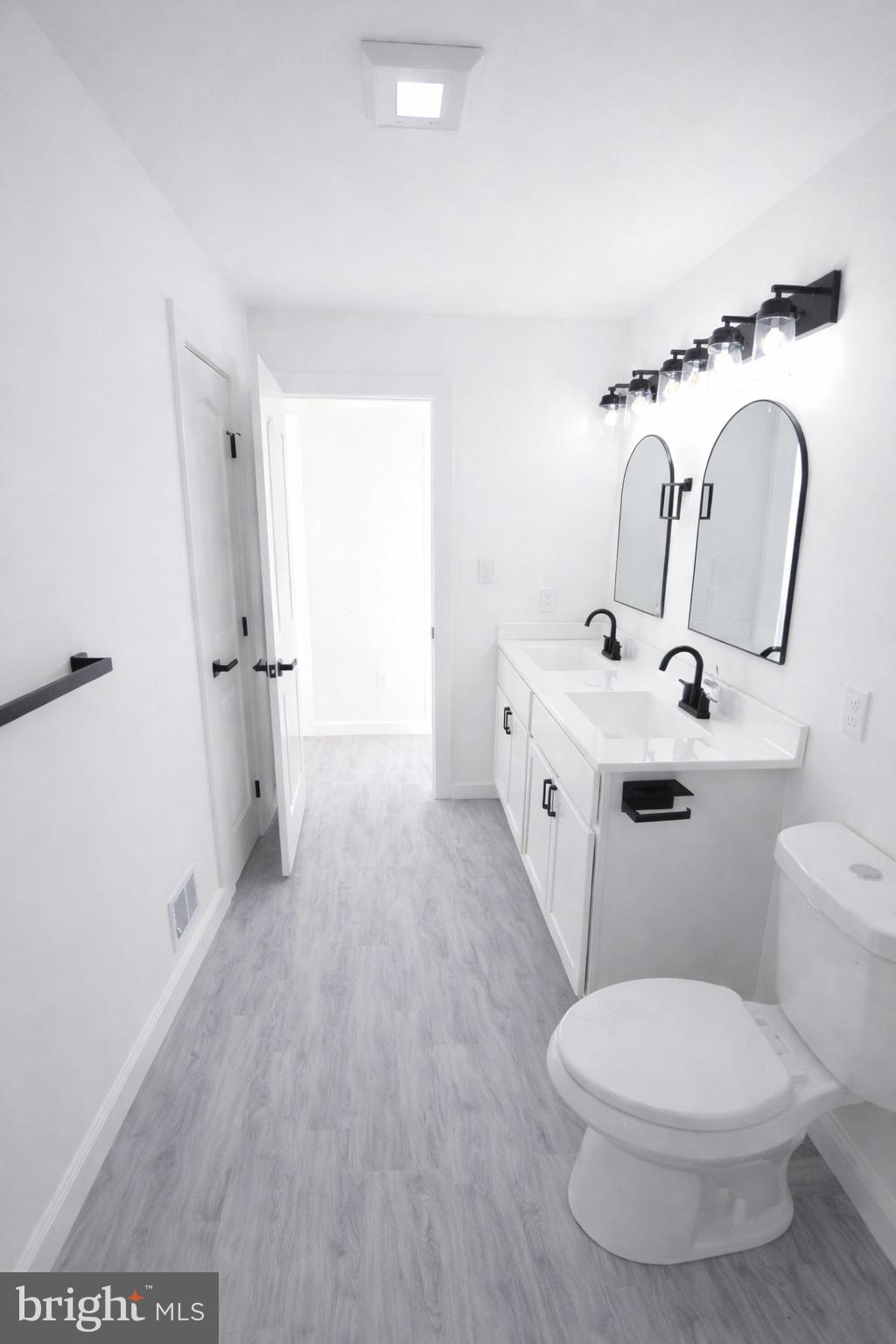 300 East 11th Avenue Ranson, WV 25438 - Photo 9 of 15