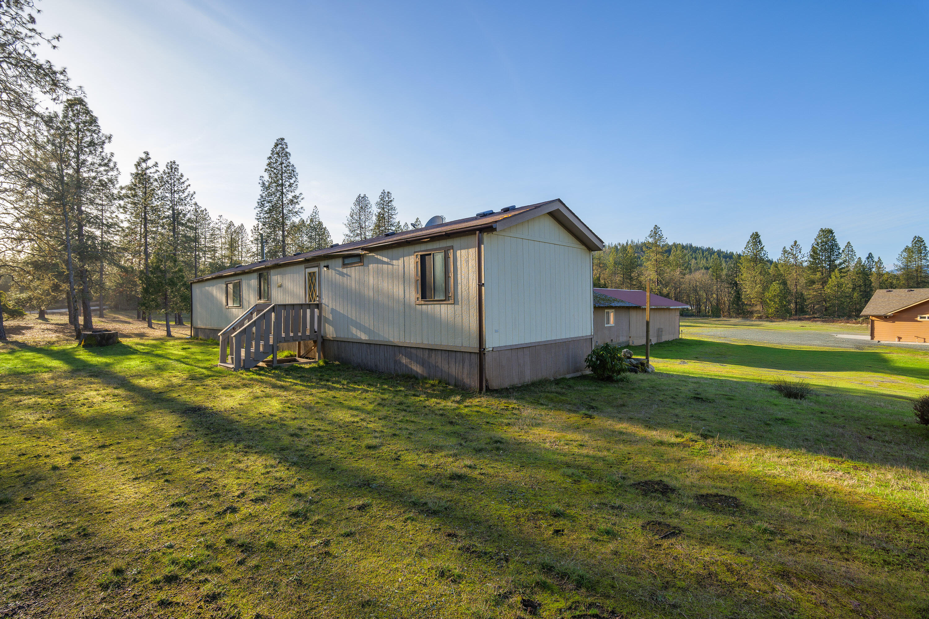 2410 Robertson Bridge Road Grants Pass, OR 97526 - Photo 38 of 46 RB Final (7)