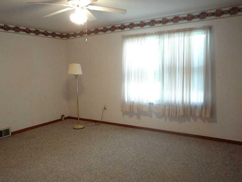 600 Tuscarawas Road Beaver, PA 15009 - Photo 11 of 21 Master Bedroom.