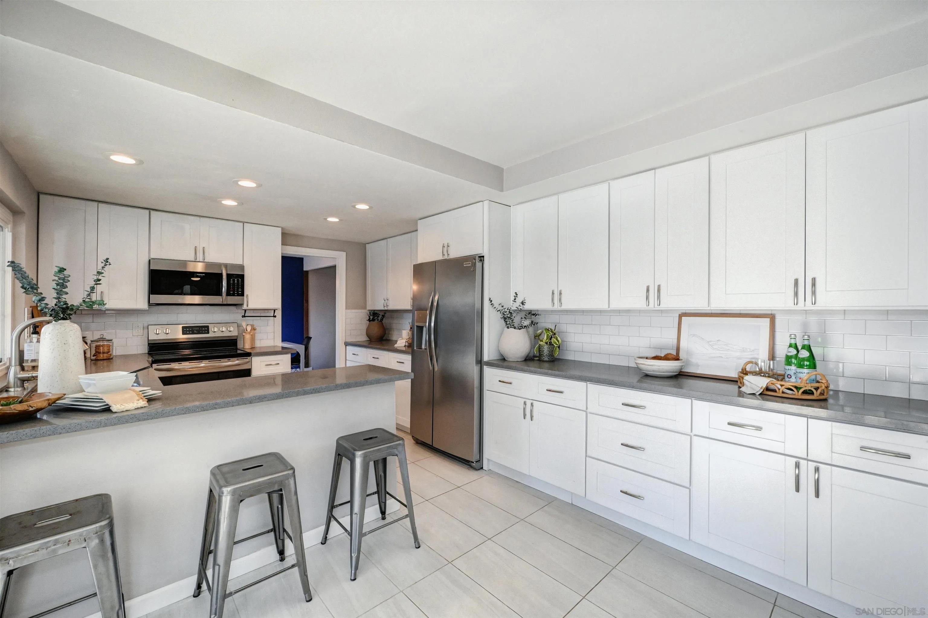 1174 Rathmoor Street El Cajon, CA 92020 - Photo 4 of 45 Gallery Image 4