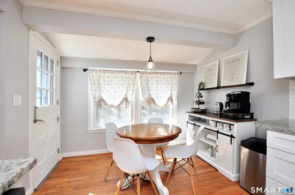 $499,900 | 33 Chestnut Hill Road, Simsbury, CT 06092