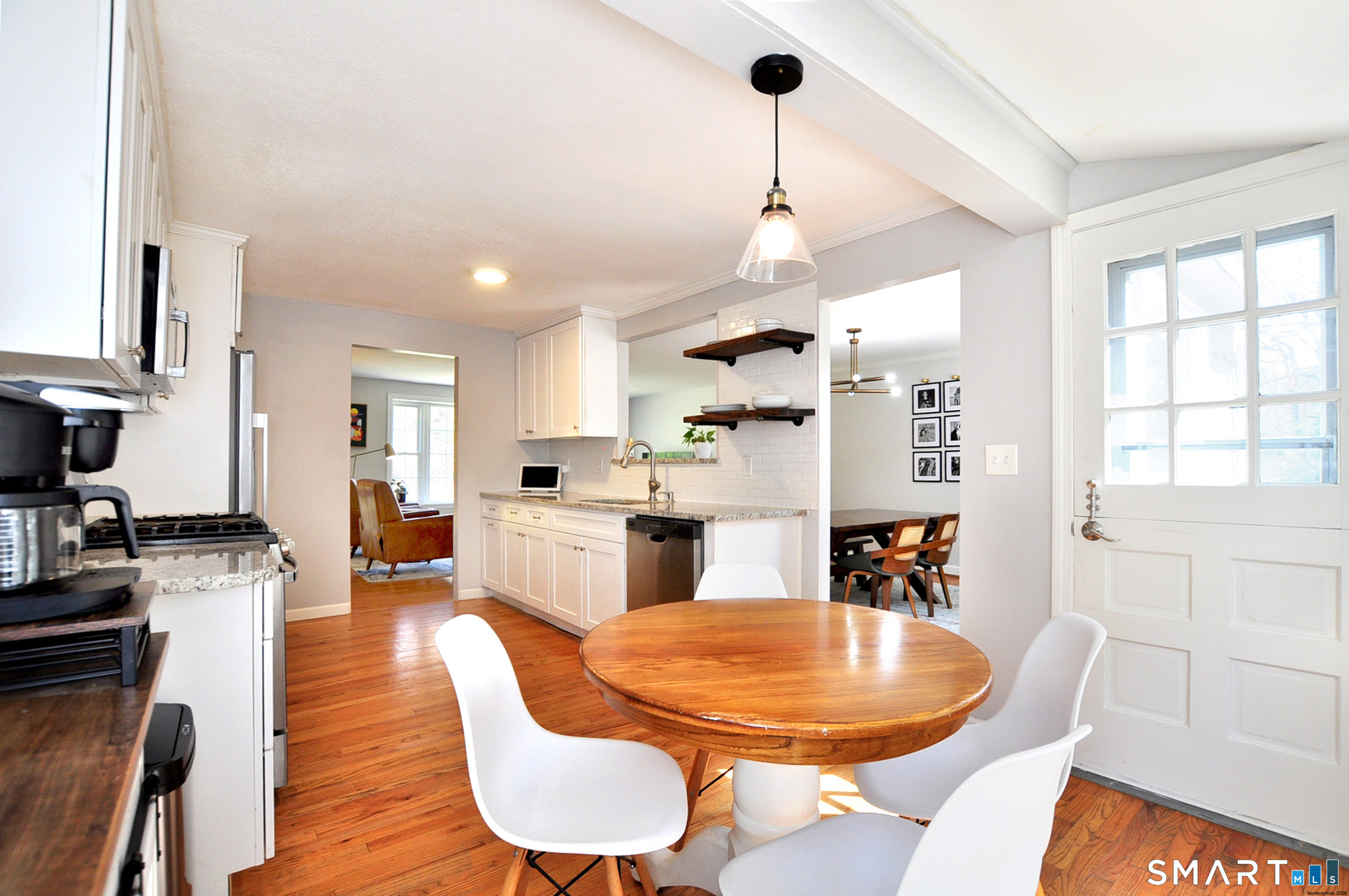 33 Chestnut Hill Road Simsbury, CT 06092 - Photo 17 of 39