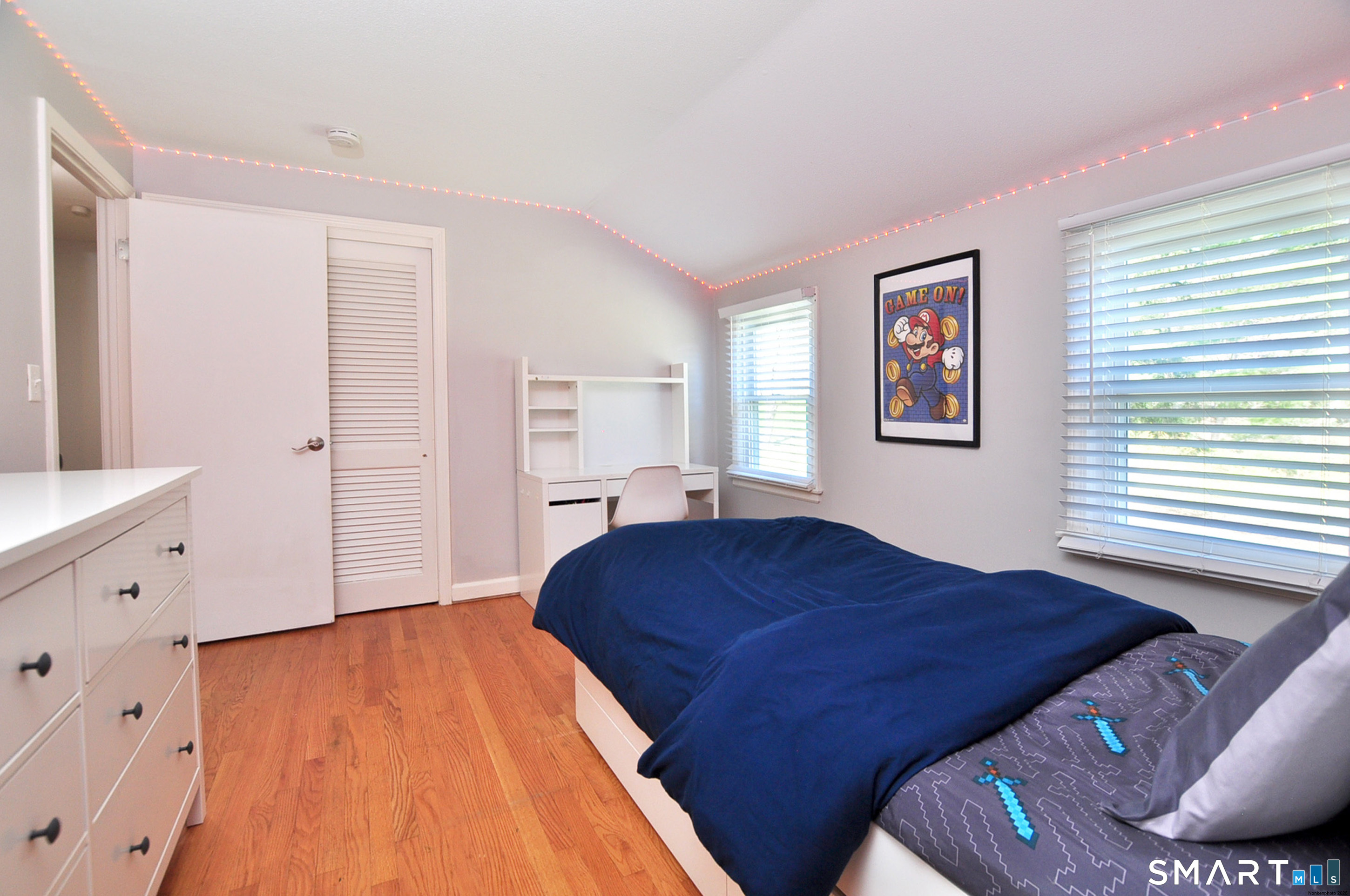 33 Chestnut Hill Road Simsbury, CT 06092 - Photo 26 of 39