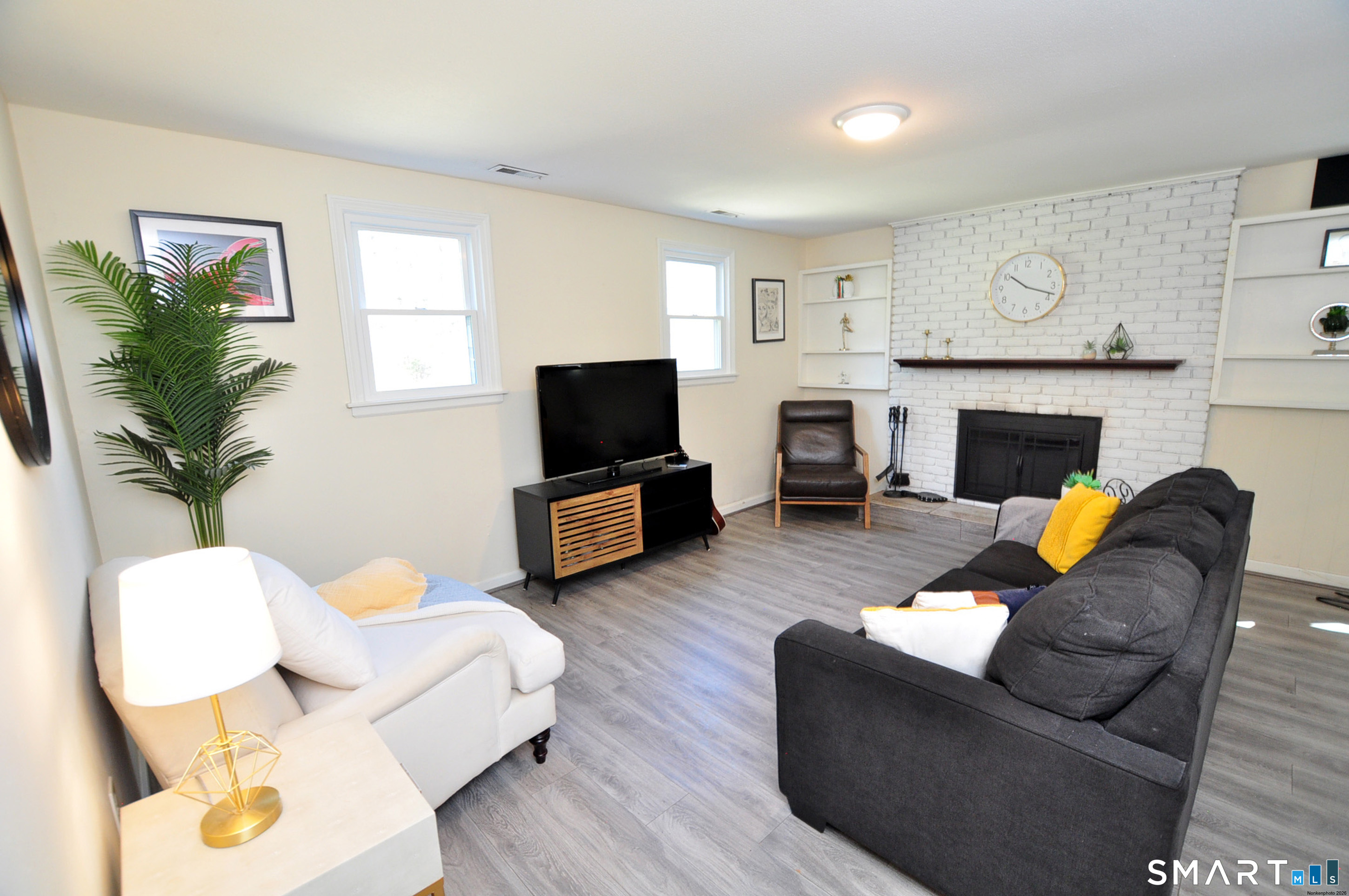 33 Chestnut Hill Road Simsbury, CT 06092 - Photo 33 of 39