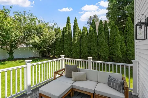 $1,598,000 | 9 Meeting House Circle, Bedford, MA 01730