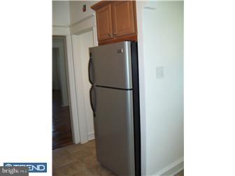 264 Avon Road Upper Darby, PA 19082 - Photo 6 of 12 Kitchen