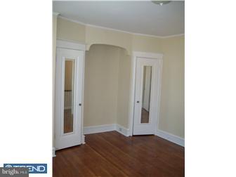 264 Avon Road Upper Darby, PA 19082 - Photo 7 of 12 Bedroom - Main