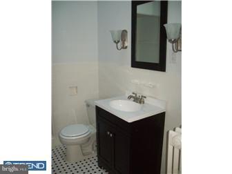 264 Avon Road Upper Darby, PA 19082 - Photo 10 of 12 Bathroom