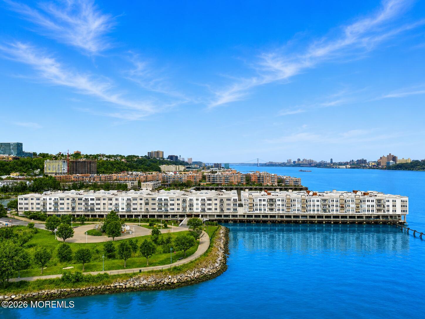 324 The Promenade Edgewater, NJ 07020 - Photo 8 of 48 ChatGPT Image May 18, 2026, 09_27_18 PM