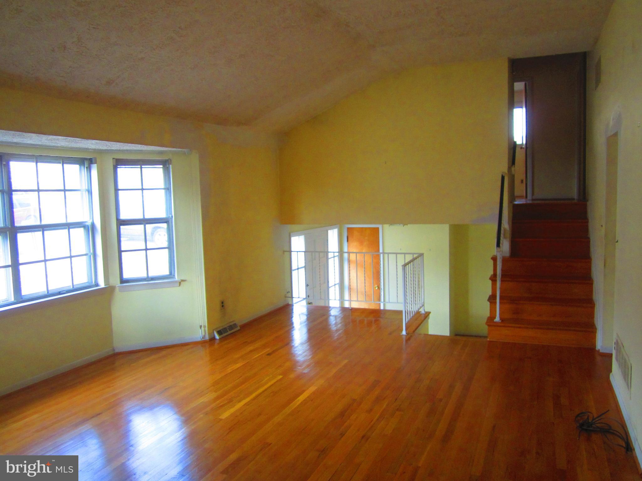 3623 Templar Road Randallstown, MD 21133 - Photo 4 of 26 Living Room