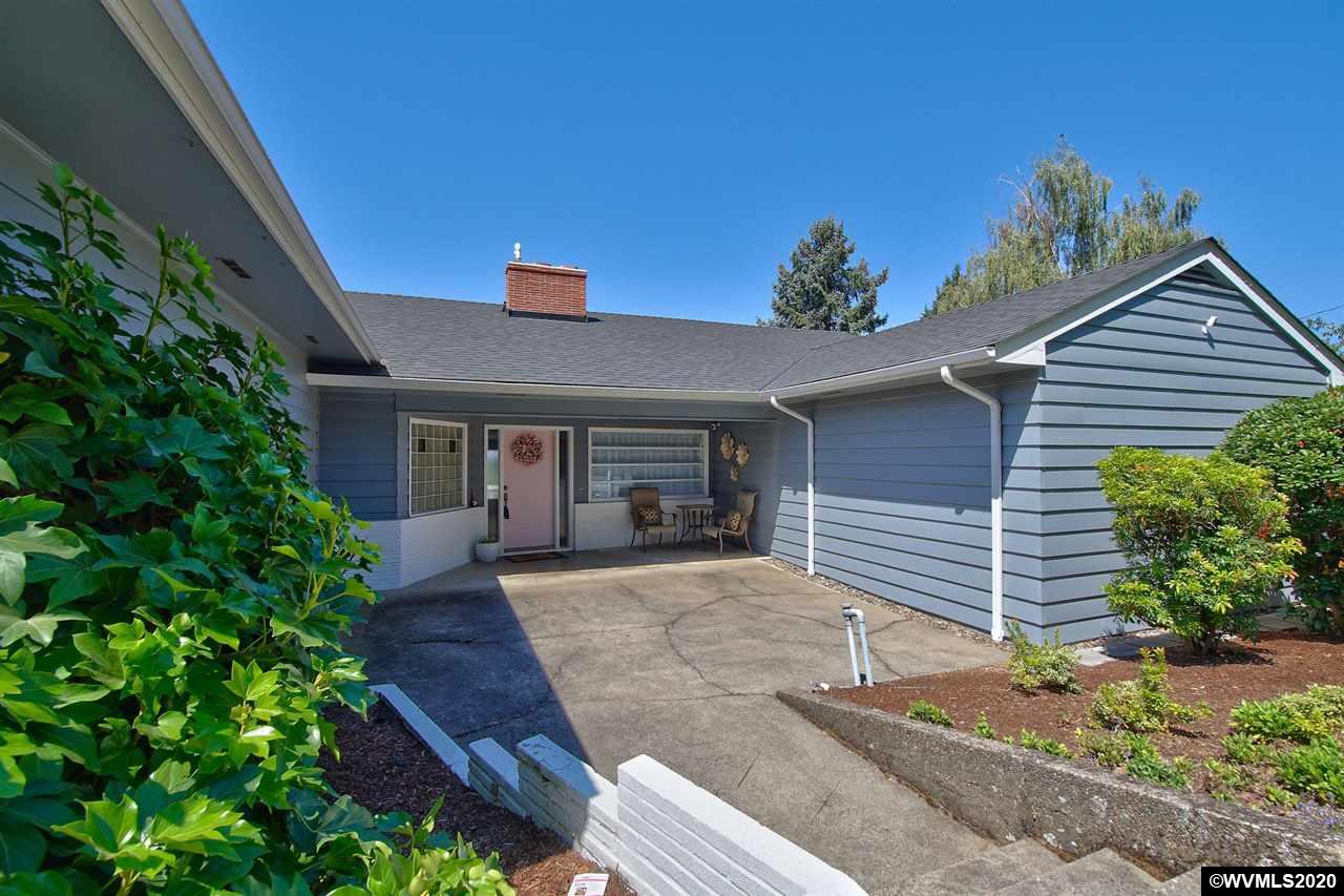 1845 Rio Vista Way South Salem, OR 97302 - Photo 2 of 39
