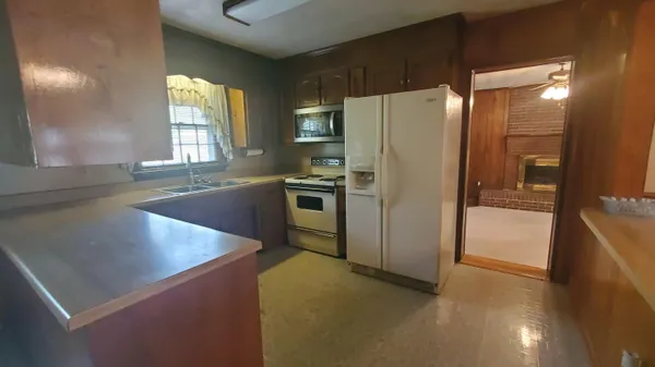 $220,000 | 1359 Longview Drive, Bassett, VA 24055