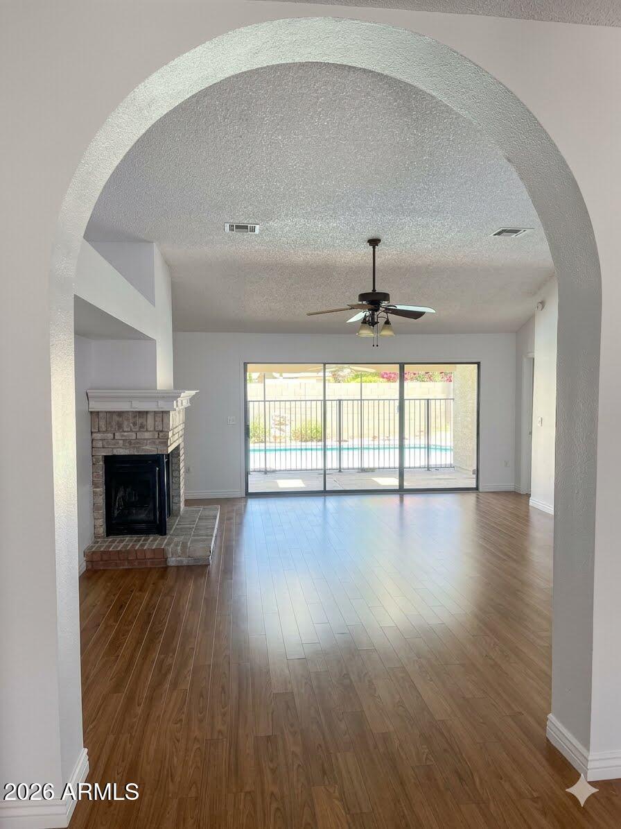 1314 East Mineral Road Gilbert, AZ 85234 - Photo 4 of 23