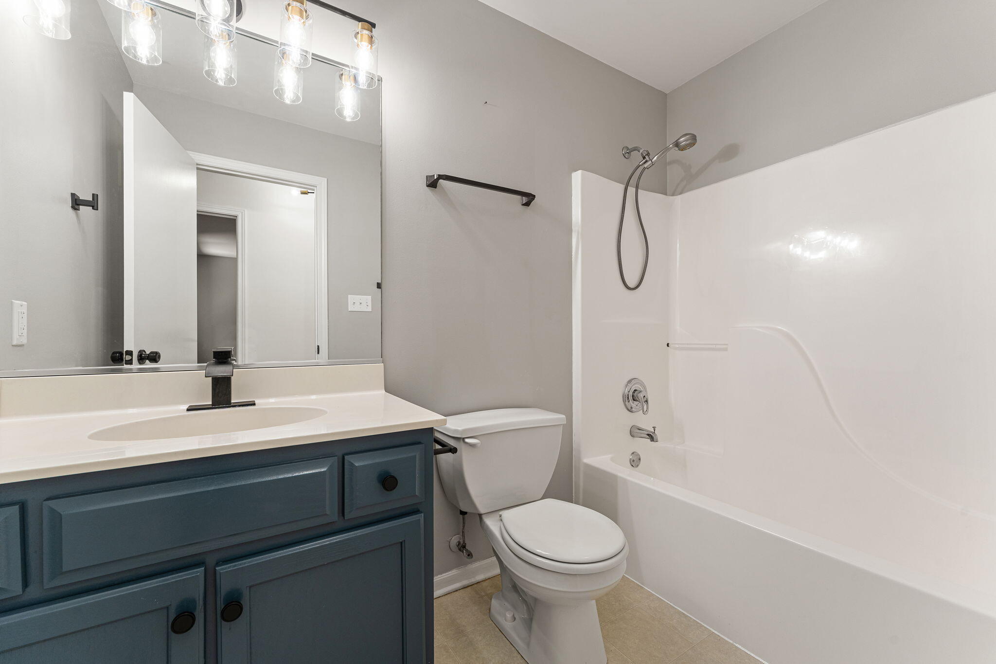 5012 92nd Avenue Crown Point, IN 46307 - Photo 17 of 23 2048x1365