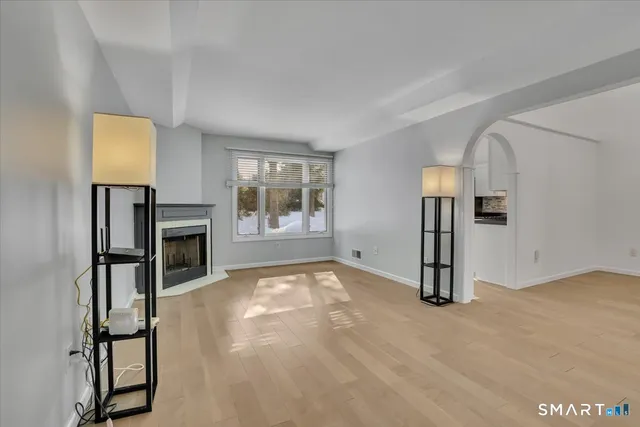 $304,900 | 55 Cortland Way, Unit 55, Newington, CT 06111