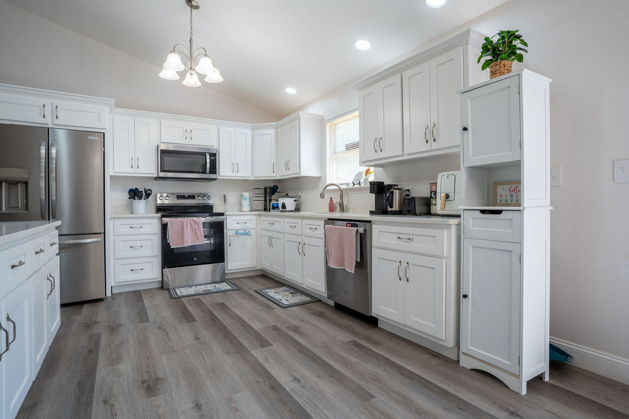596 Co Road, Unit 104 Stevenson, AL 35772 - Photo 7 of 36 A7304331-HDR