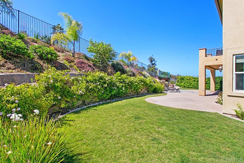 310 Mission View Way Oceanside, CA 92057 - Photo 11 of 25