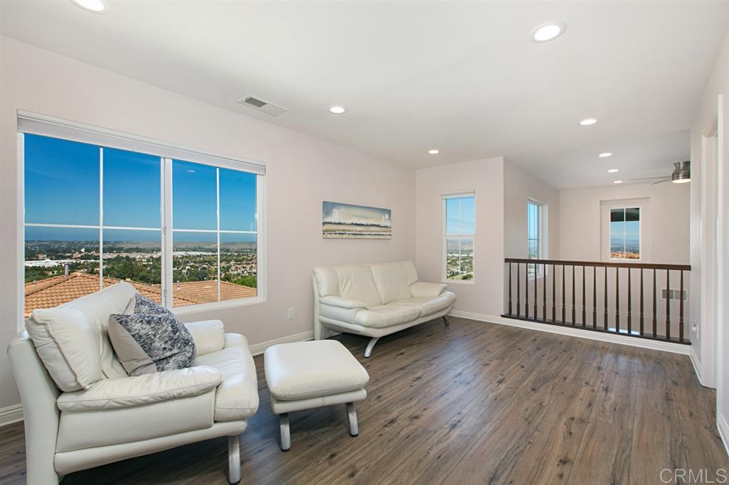 310 Mission View Way Oceanside, CA 92057 - Photo 14 of 25