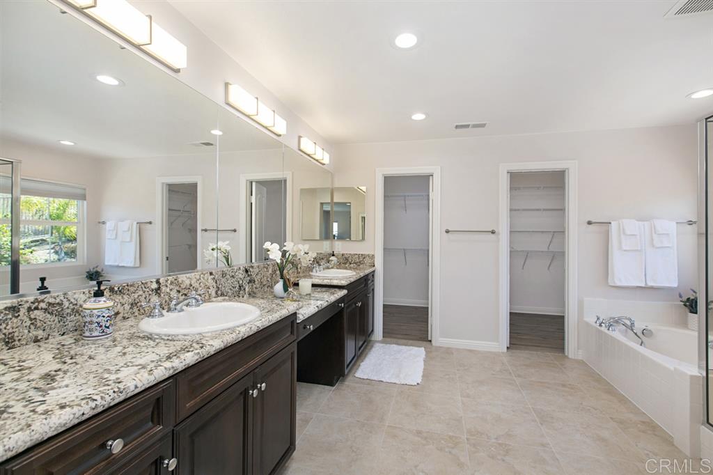 310 Mission View Way Oceanside, CA 92057 - Photo 18 of 25