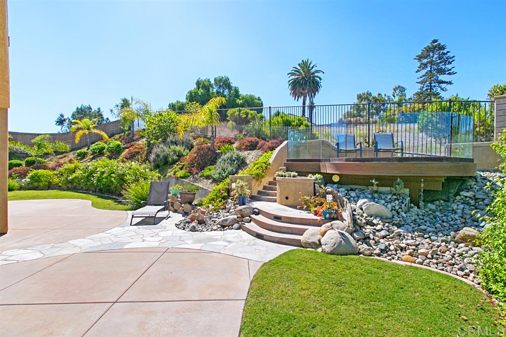 310 Mission View Way Oceanside, CA 92057 - Photo 9 of 25