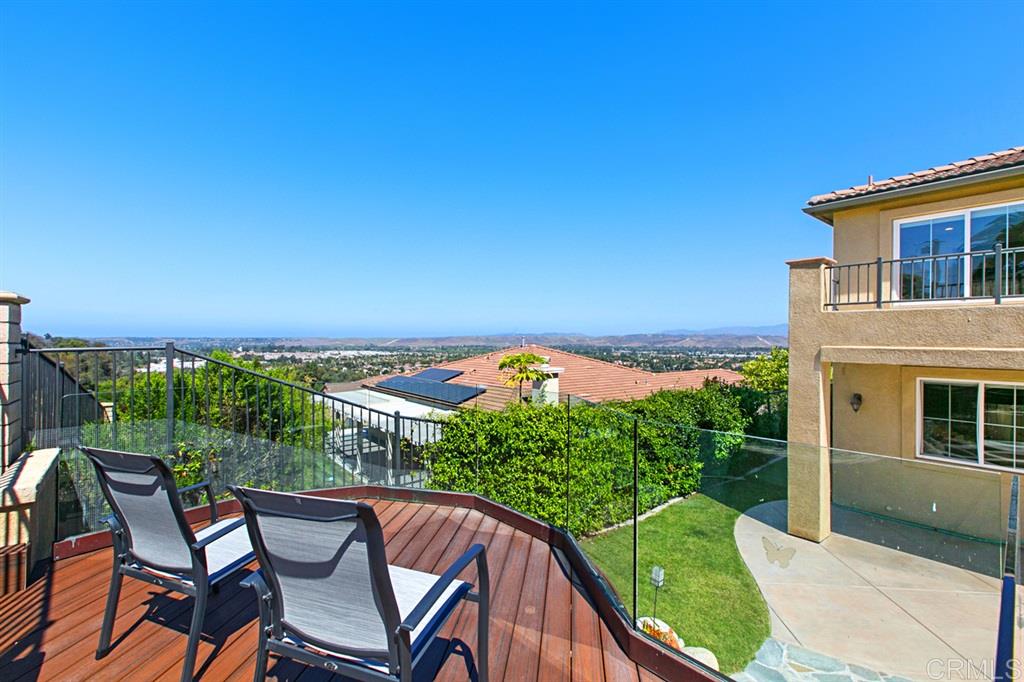 310 Mission View Way Oceanside, CA 92057 - Photo 10 of 25