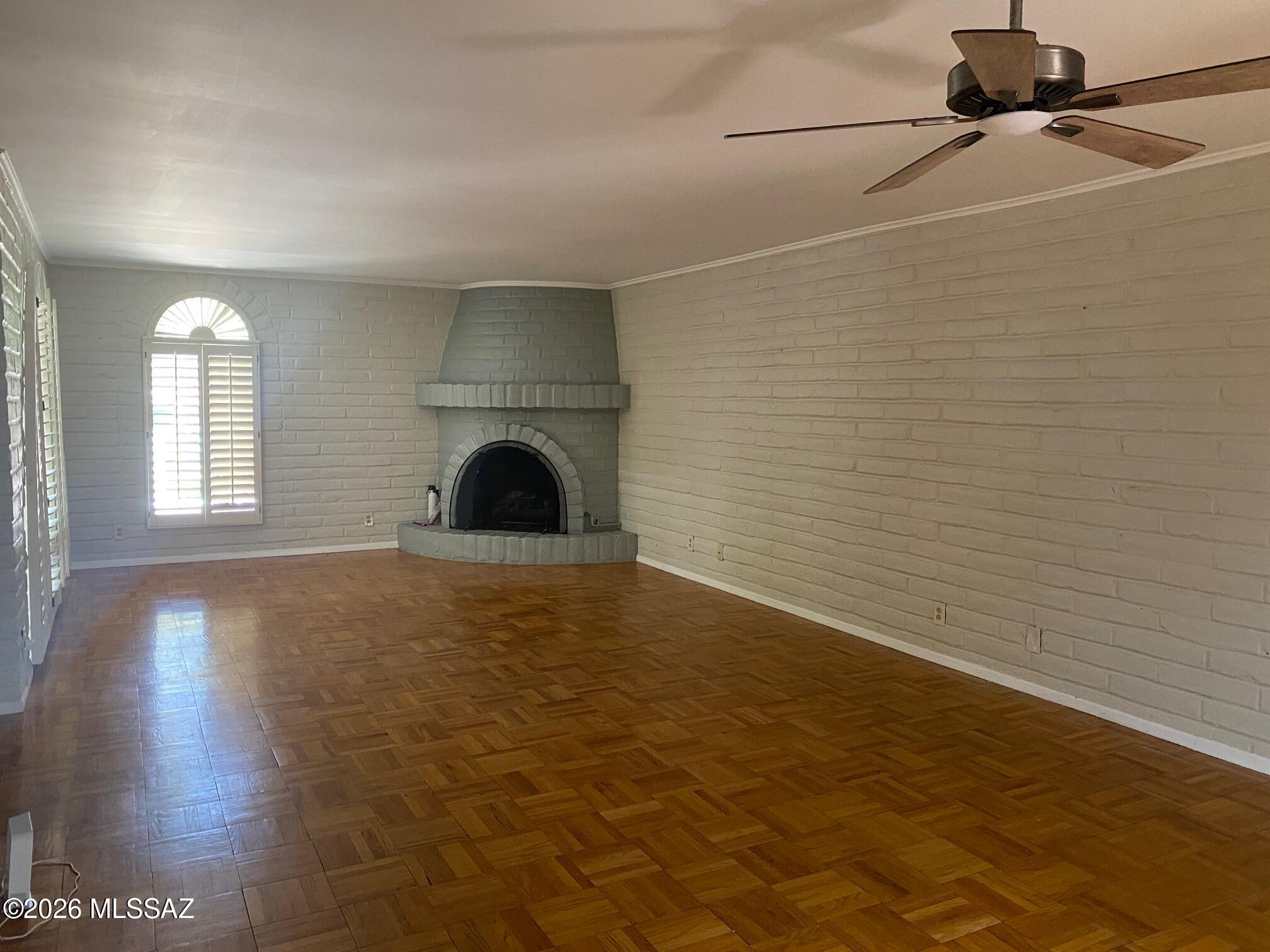 604 West Roller Coaster Road Tucson, AZ 85704 - Photo 2 of 11