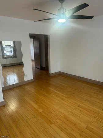 $1,600 | 229 Renner Avenue, Newark, NJ 07112