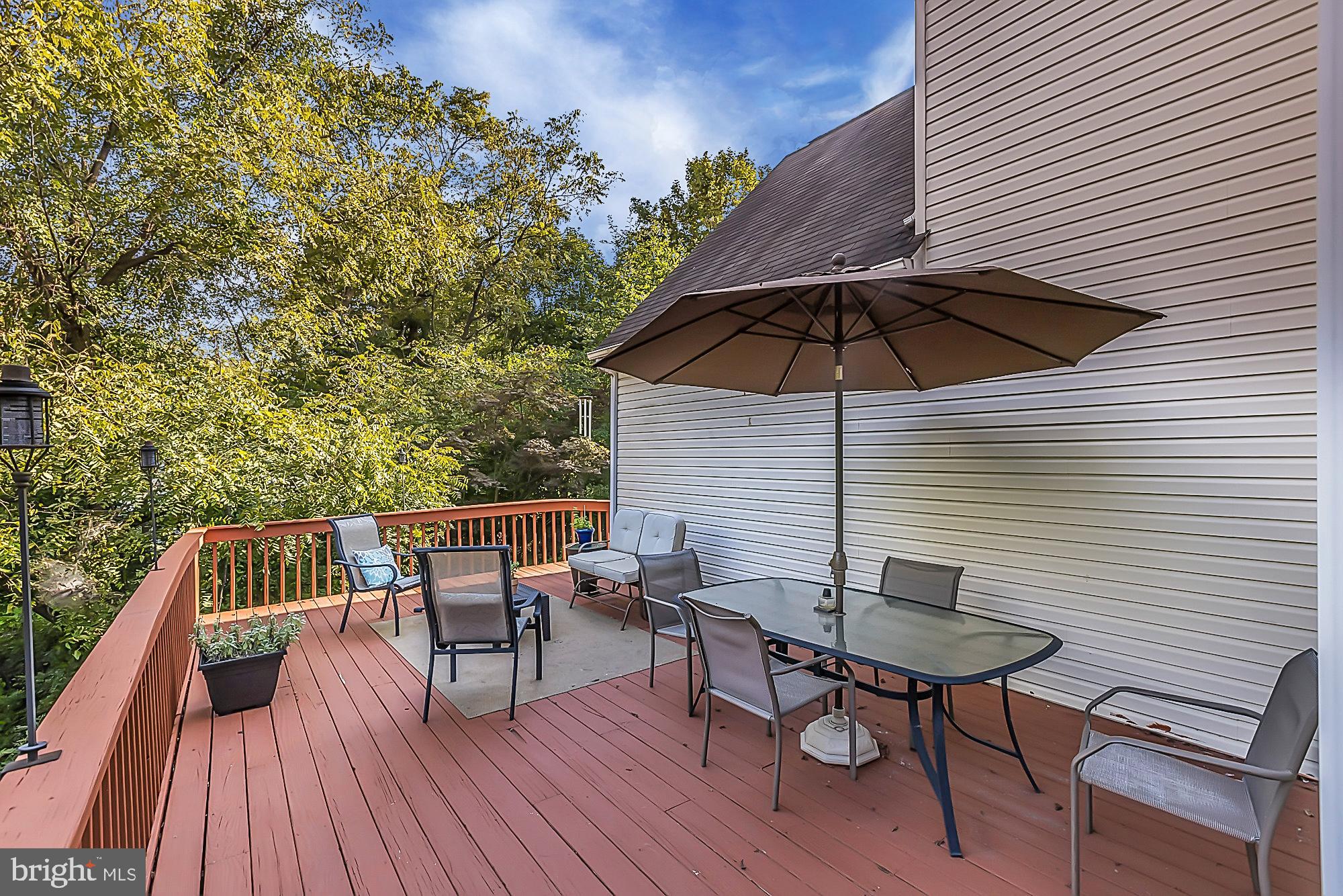 50 Lee Road Norristown, PA 19403 - Photo 15 of 49 Deck
