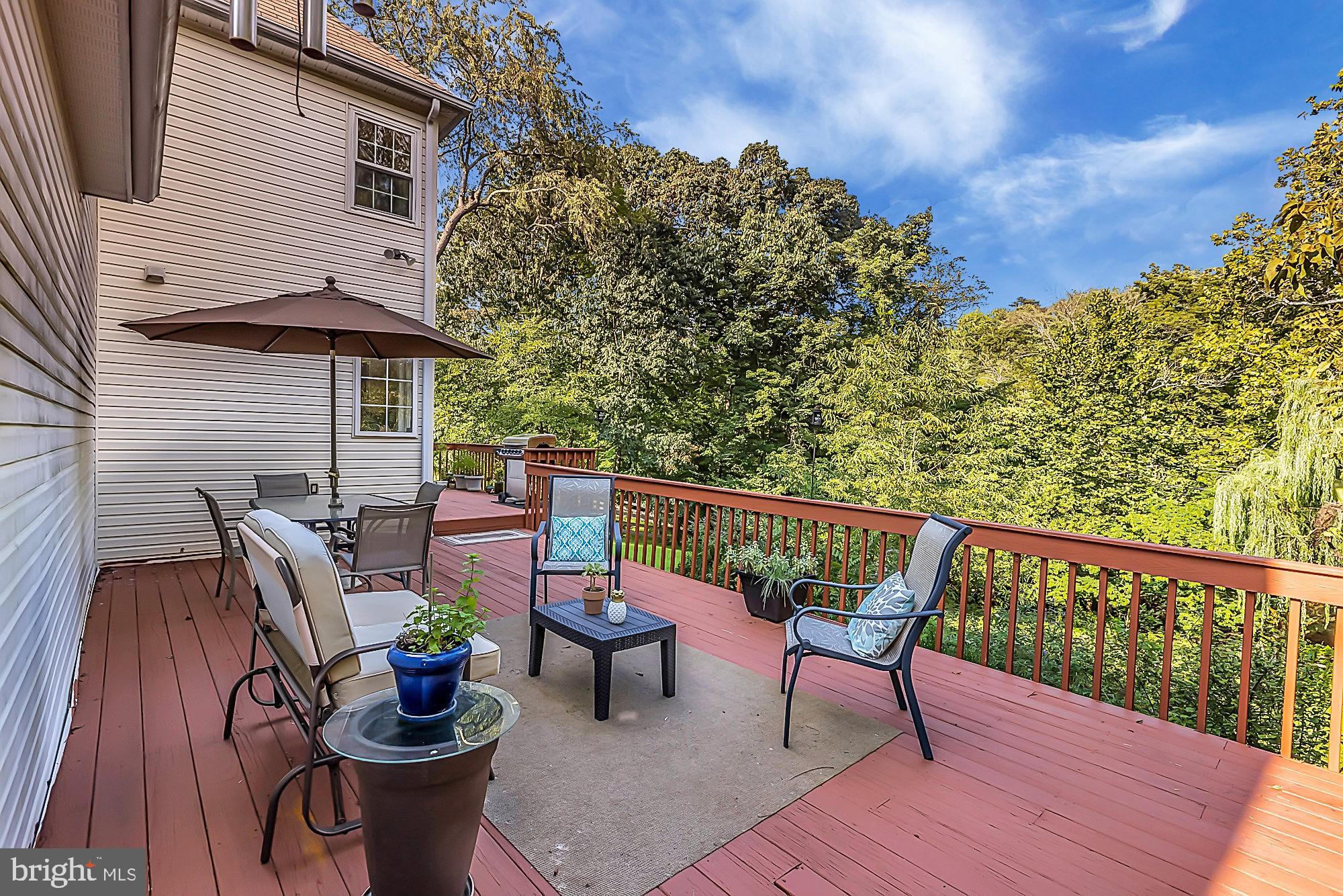 50 Lee Road Norristown, PA 19403 - Photo 16 of 49 Deck