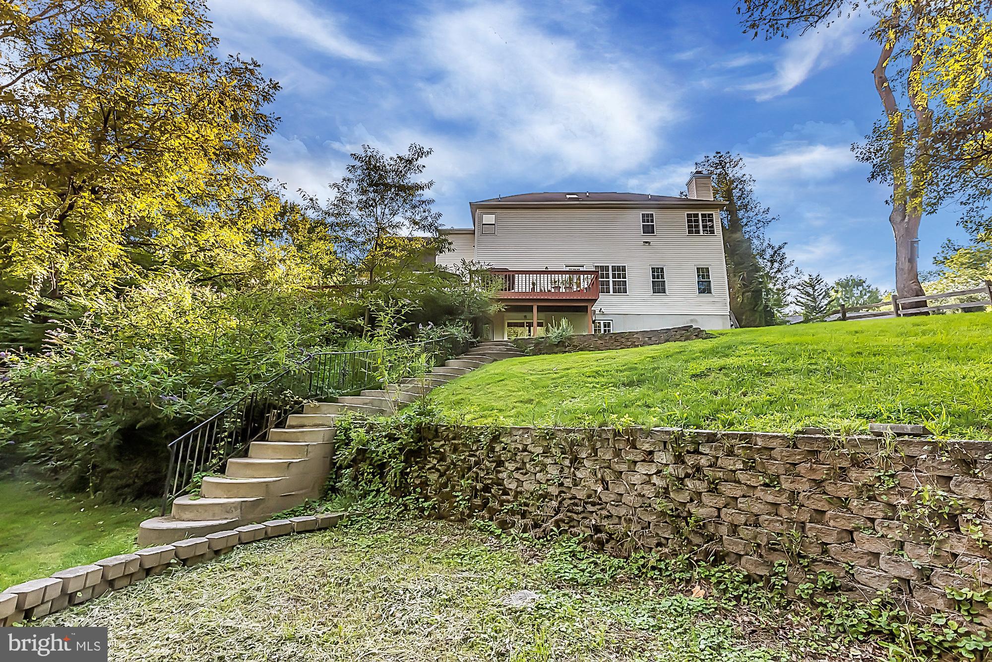 50 Lee Road Norristown, PA 19403 - Photo 41 of 49 Exterior backyard