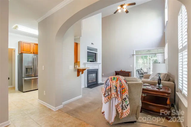 a view of a livingroom with furniture