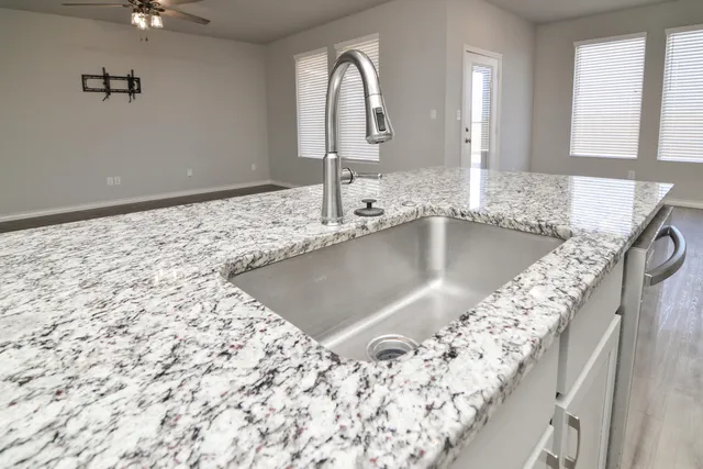 $227,500 | 7018 20th Street, Lubbock, TX 79407