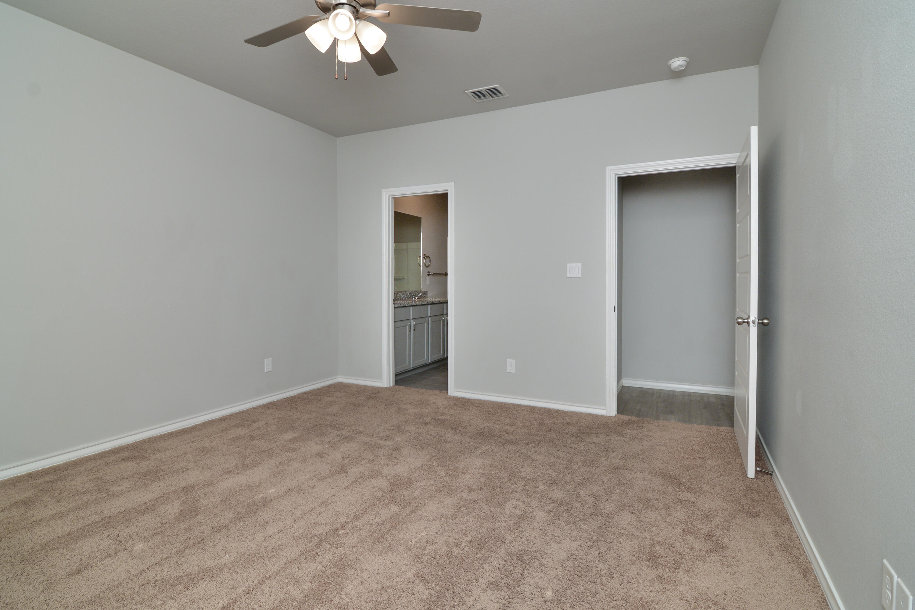 7018 20th Street Lubbock, TX 79407 - Photo 24 of 45 7018 20th-23