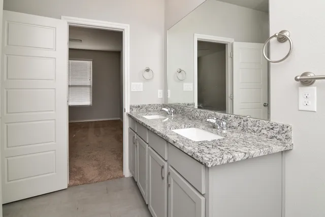 $227,500 | 7018 20th Street, Lubbock, TX 79407