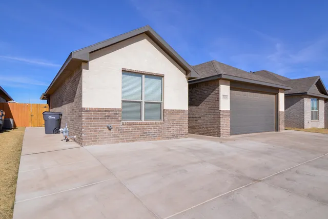 $227,500 | 7018 20th Street, Lubbock, TX 79407