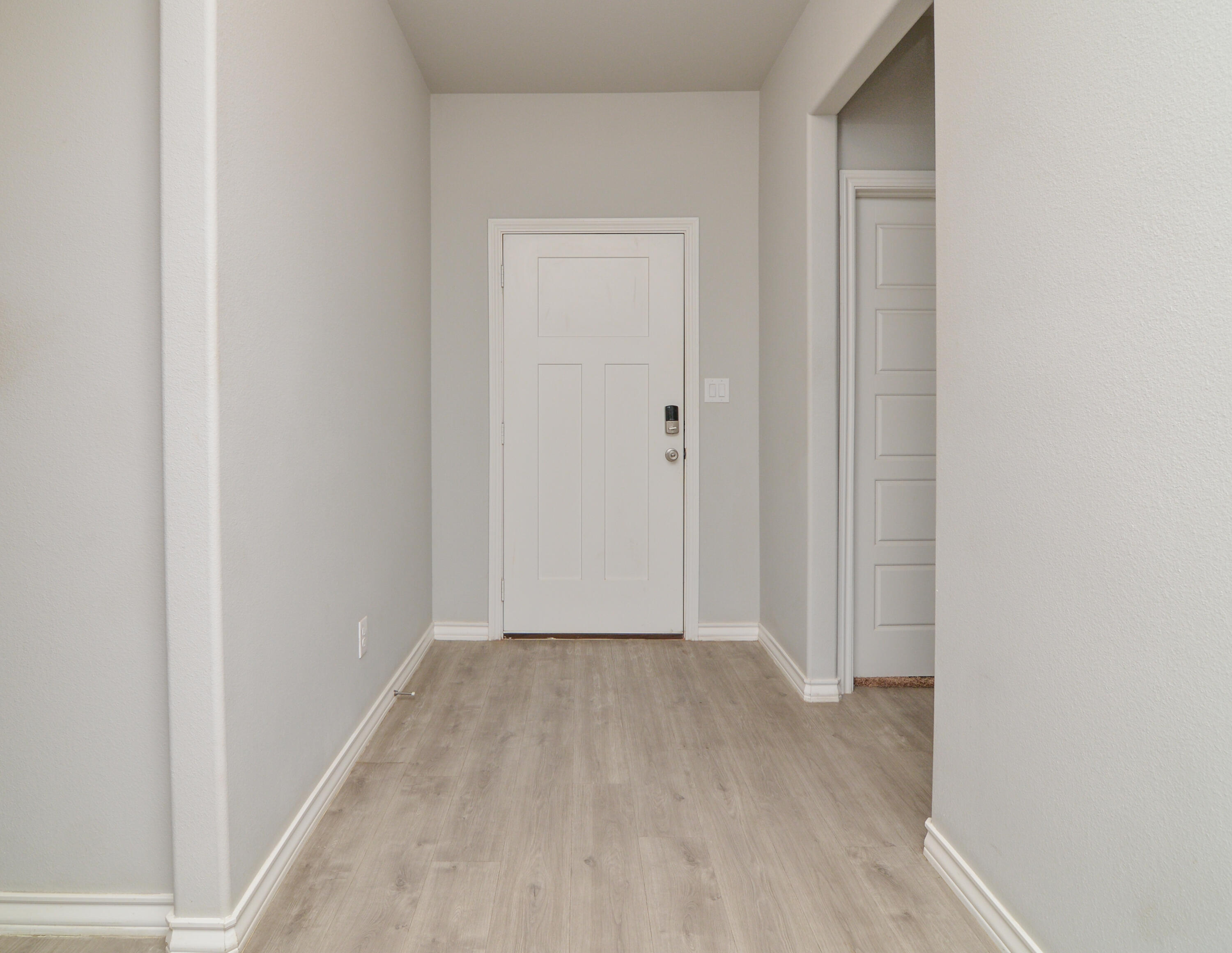 7018 20th Street Lubbock, TX 79407 - Photo 5 of 45 7018 20th-4