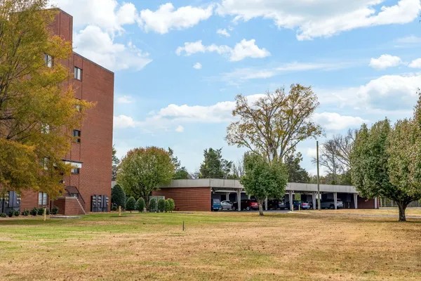 $1,500 | 200 Sanders Ferry Road, Unit 2308, Hendersonville, TN 37075